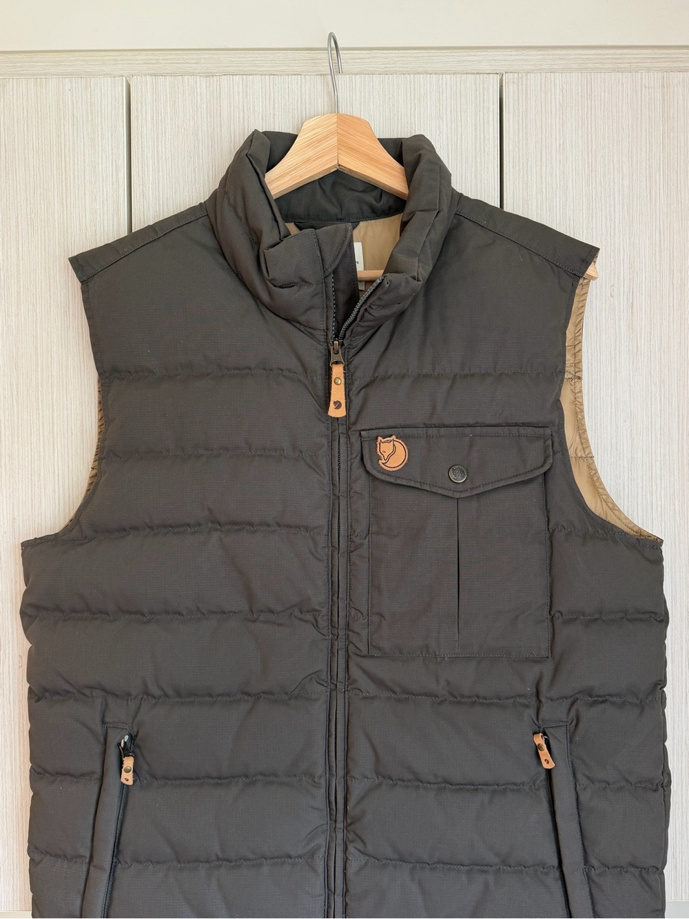 Fjallraven Mens Greenland Ovik G1000 Down Vest